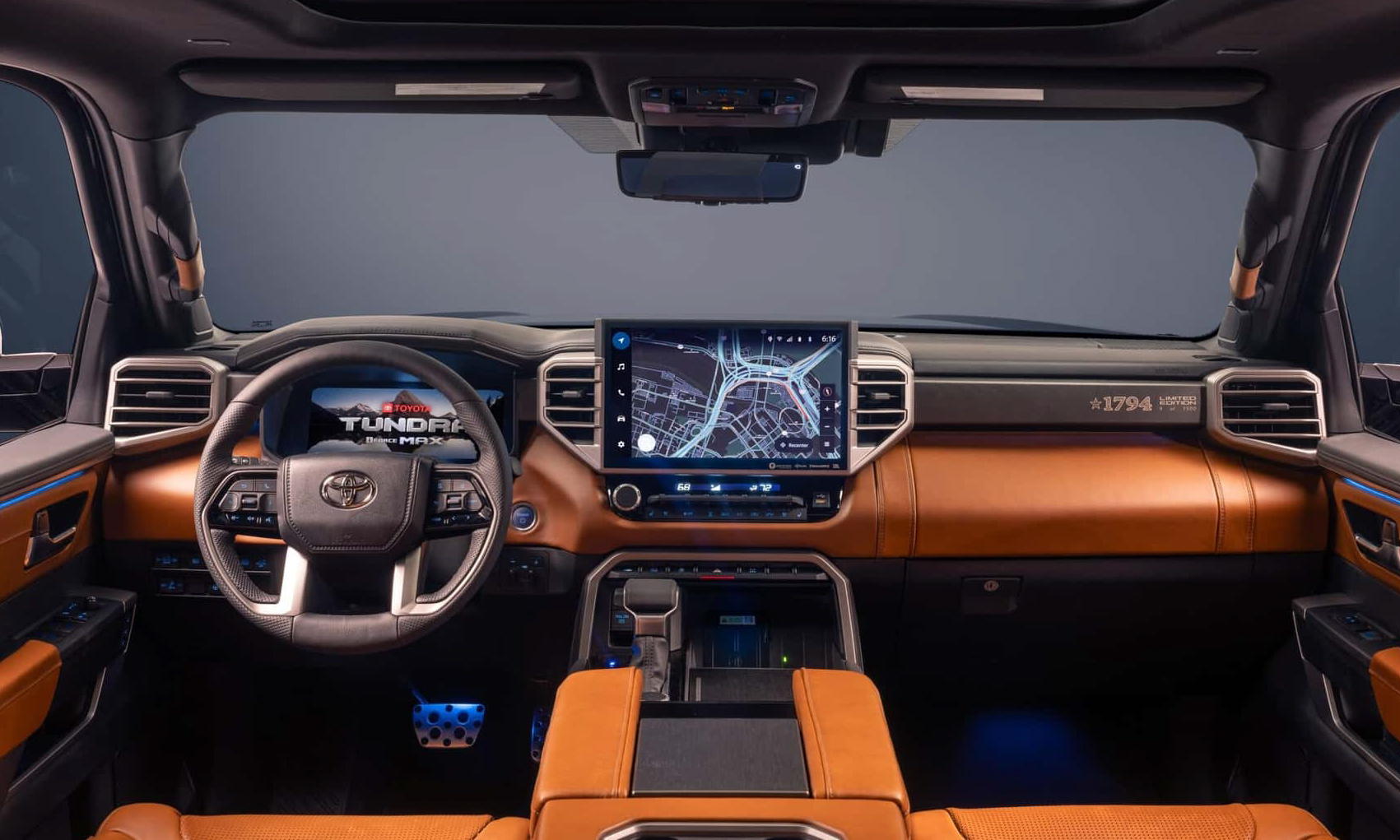 TOYOTA TUNDRA 2024 interior